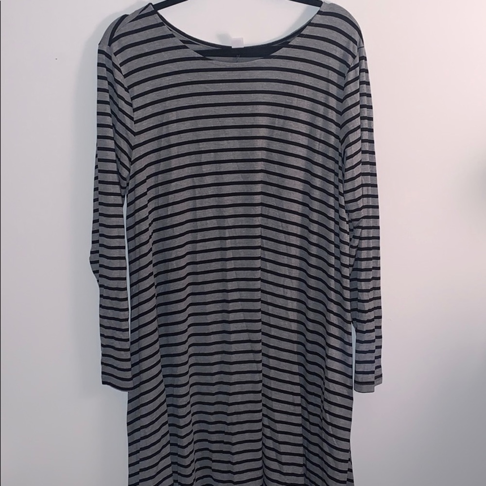 NWOT Old Navy long sleeve swing dress